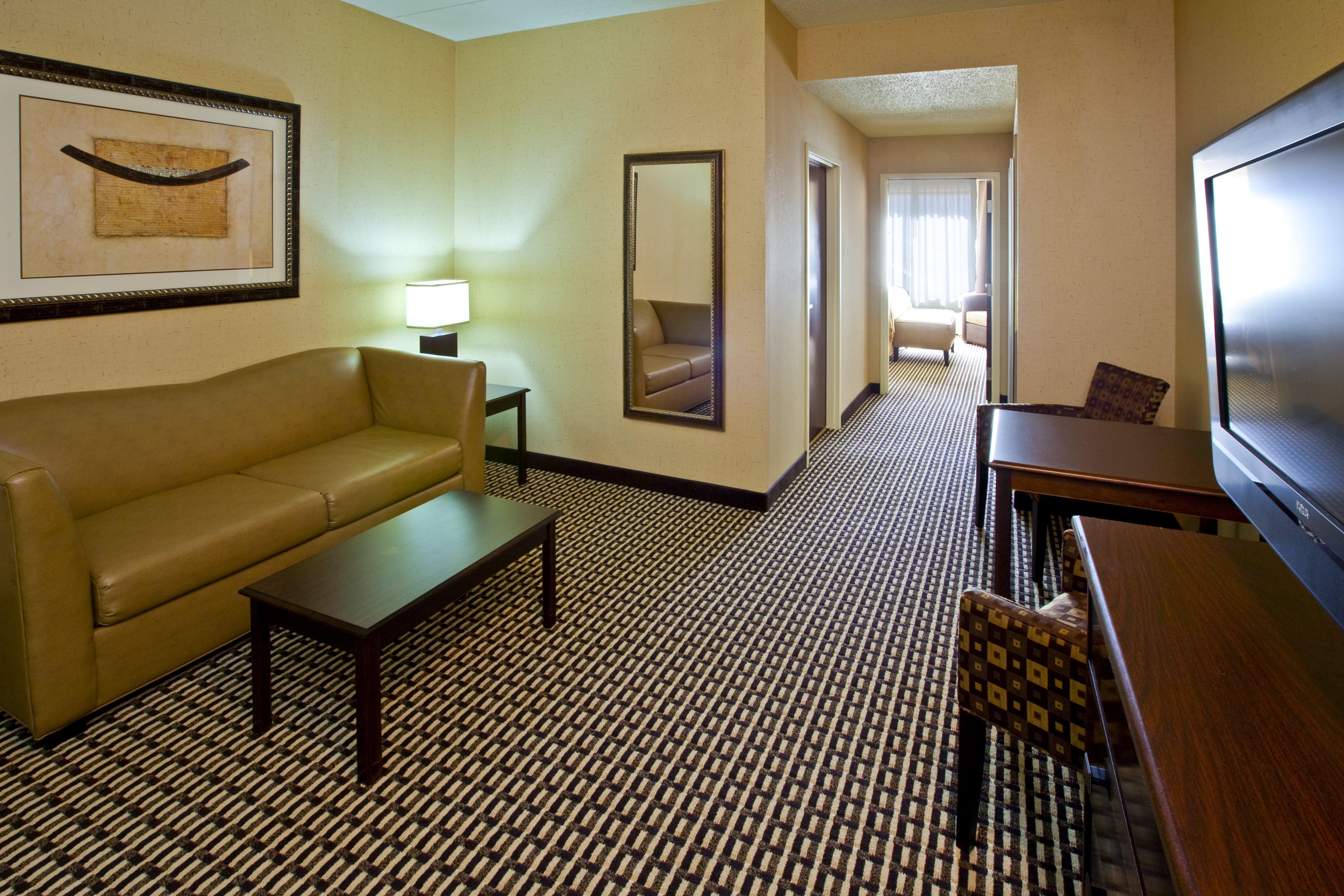 Holiday Inn Express & Suites Seymour Room photo