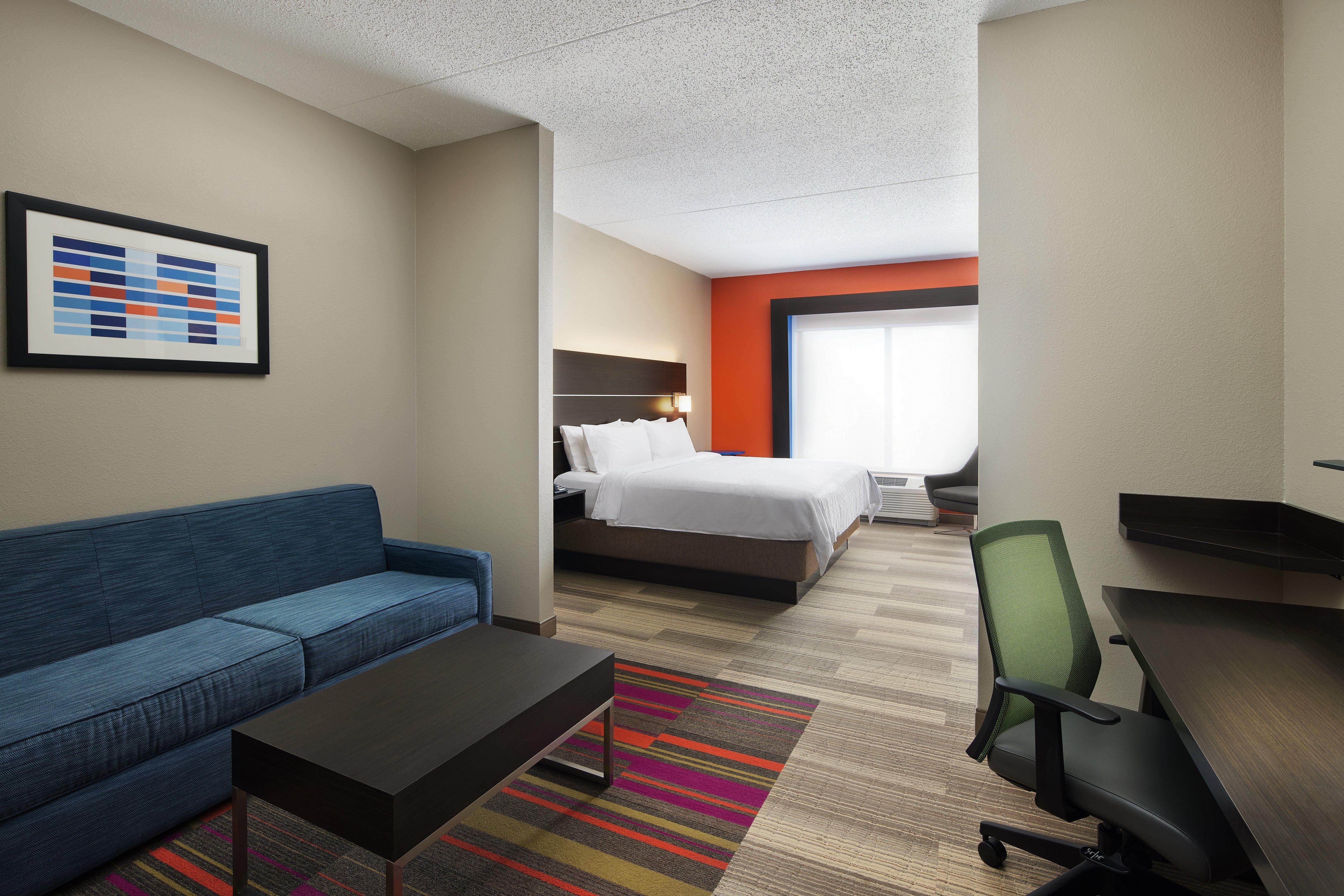 Holiday Inn Express & Suites Seymour Exterior photo